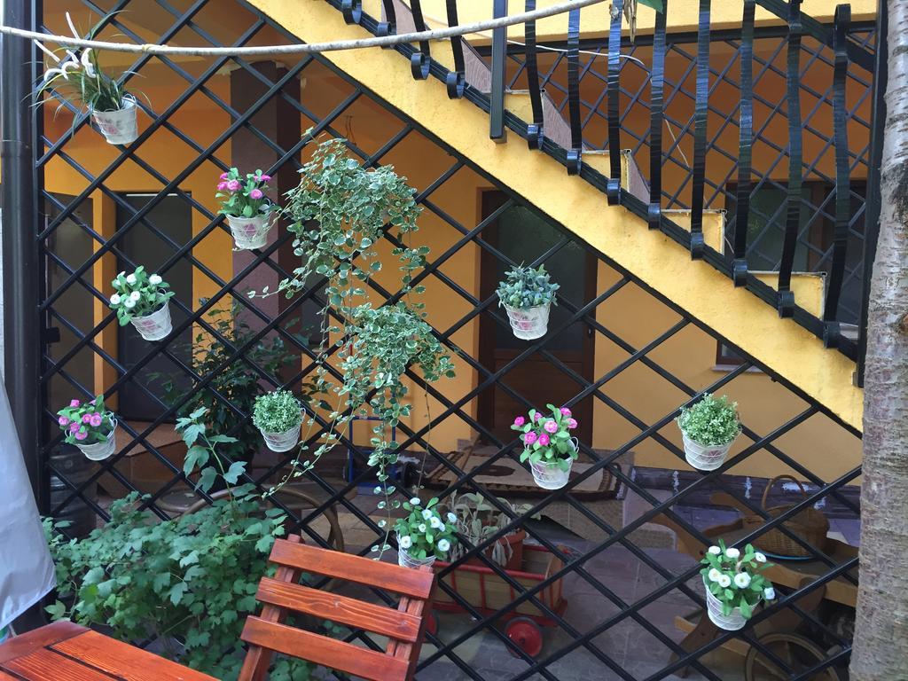 Casa Belazur Ξενοδοχείο Ντέβα Εξωτερικό φωτογραφία