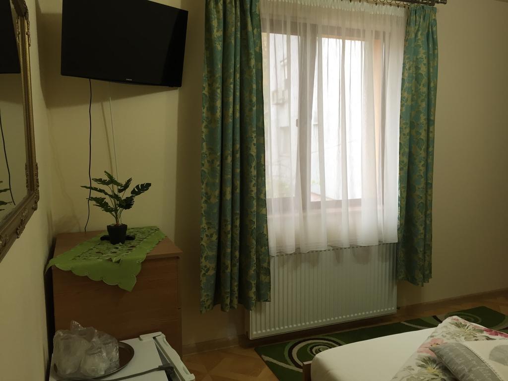 Casa Belazur Ξενοδοχείο Ντέβα Εξωτερικό φωτογραφία